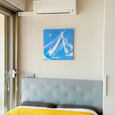 Fantastic Sea View With Balcony, Garavan Port Appartement
