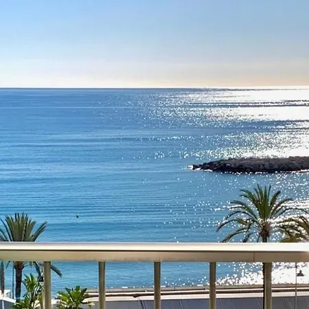Appartement Fantastic Sea View With Balcony, Garavan Port Menton